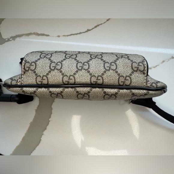 Gucci Black GG Supreme Canvas Eden Belt Bag - Picture 12 of 16